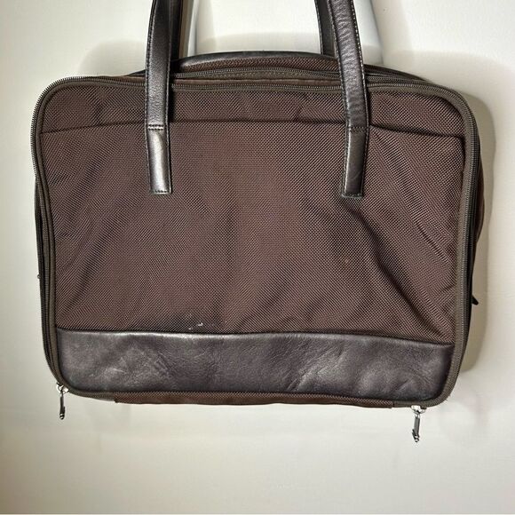 Tumi brown tote - Picture 3 of 13
